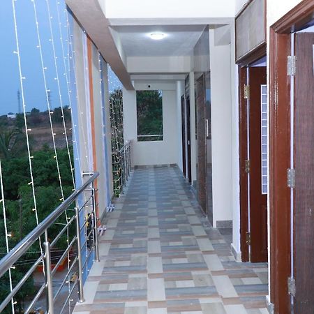 Private Room Non Ac At Varun Vihar Near Horsley Hills Kurabala Kota 外观 照片