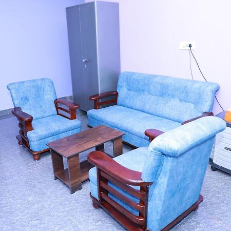 Private Room Non Ac At Varun Vihar Near Horsley Hills Kurabala Kota 外观 照片